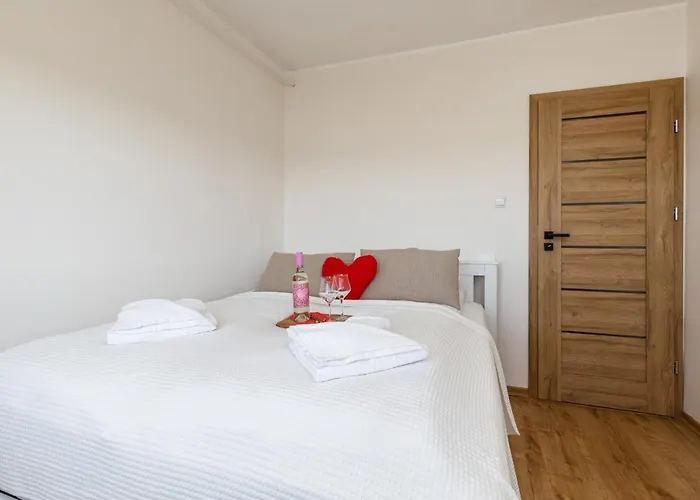 Salt Island Sea And Harbor View By Renters Колобжег